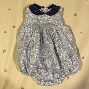 Dondolo Bubble with Eyelet Peter Pan Collar and smocked detail